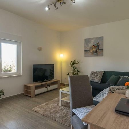 Apartment Okrug Gornji - Trogir With Sea View Extérieur photo