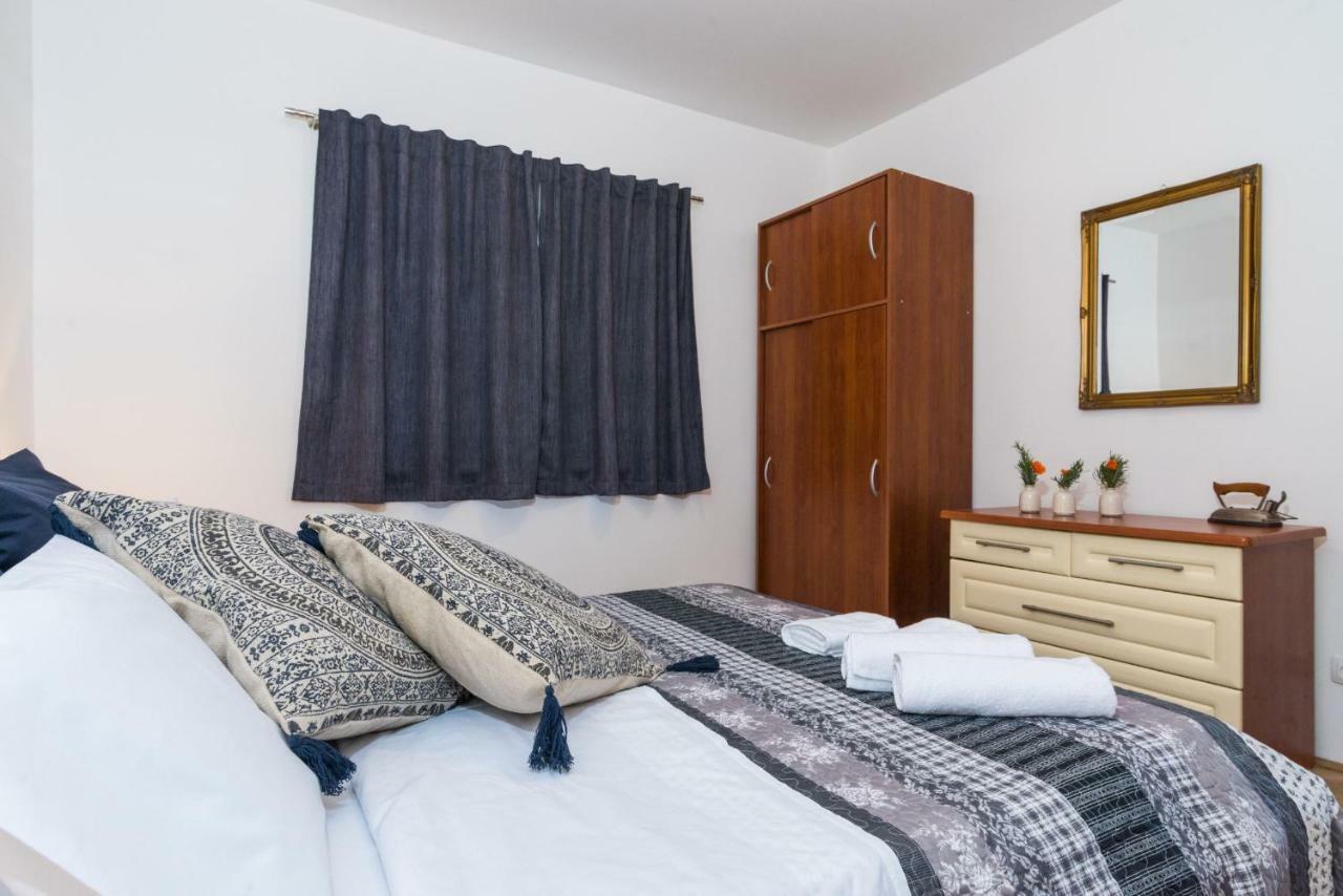Apartment Okrug Gornji - Trogir With Sea View Extérieur photo