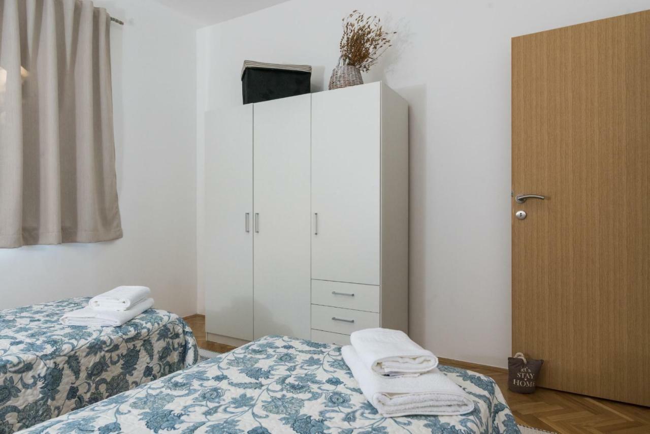 Apartment Okrug Gornji - Trogir With Sea View Extérieur photo