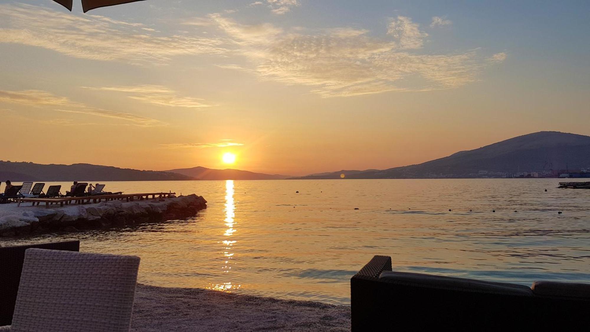 Apartment Okrug Gornji - Trogir With Sea View Extérieur photo